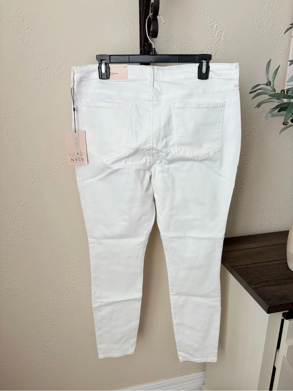 NYDJ White Stretch Skinny Jeans